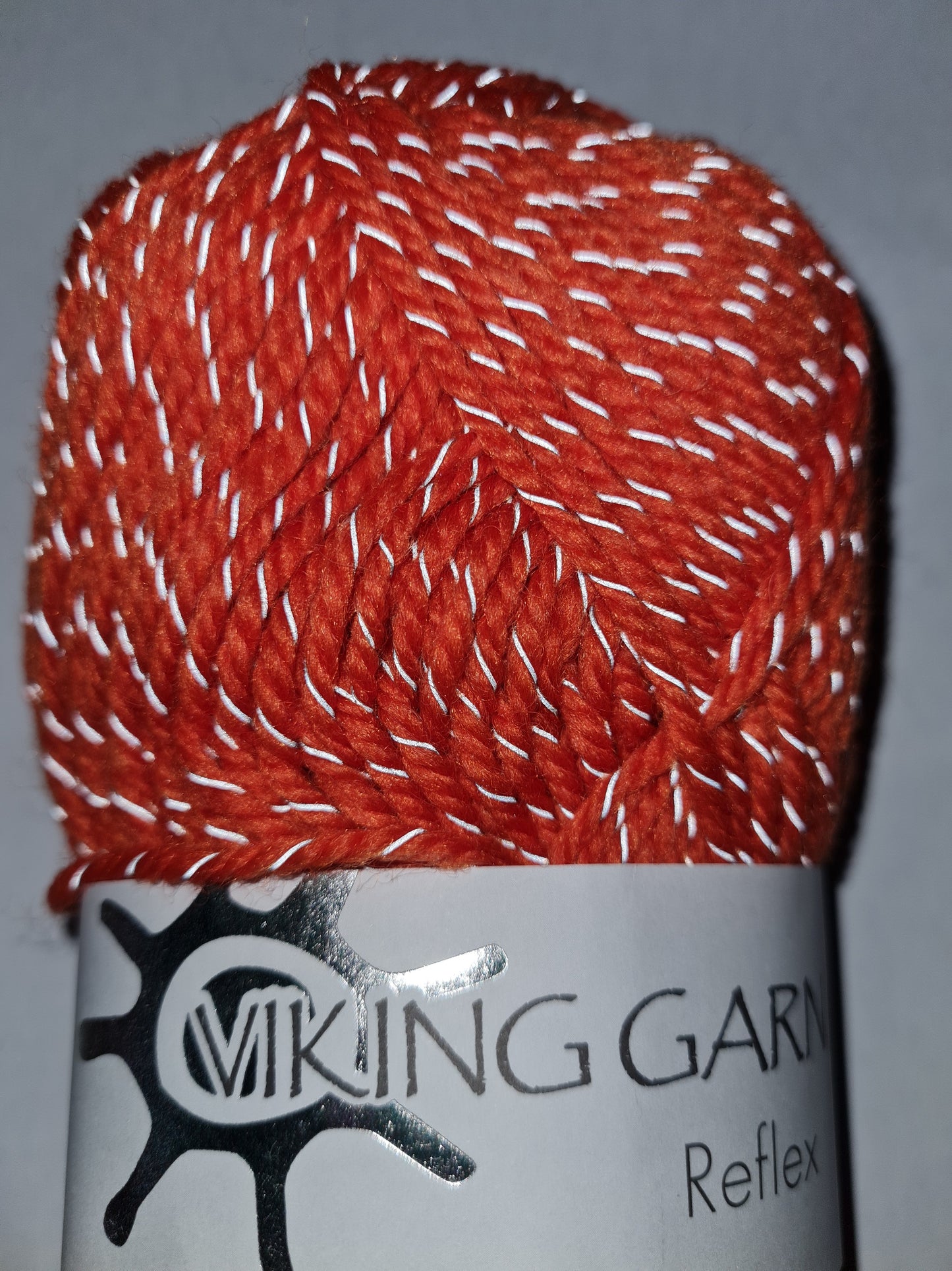 Atstarojoša dzija Viking Reflex 50g 84m